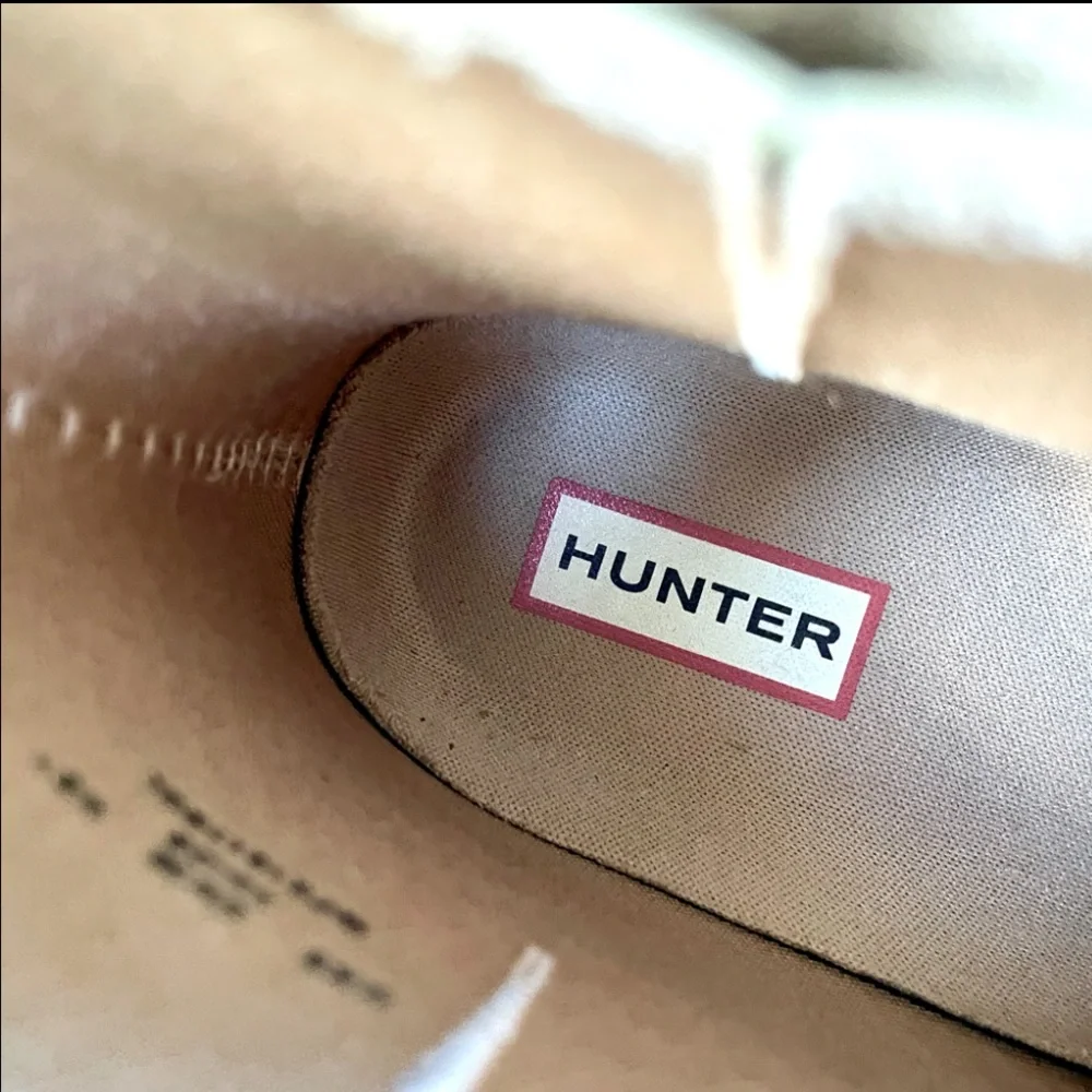 Hunter•Chelsea”Refined”Rubber Rain Boots•US 7•Retired Khaki•Slip-On•Gently Loved - Picture 12 of 14